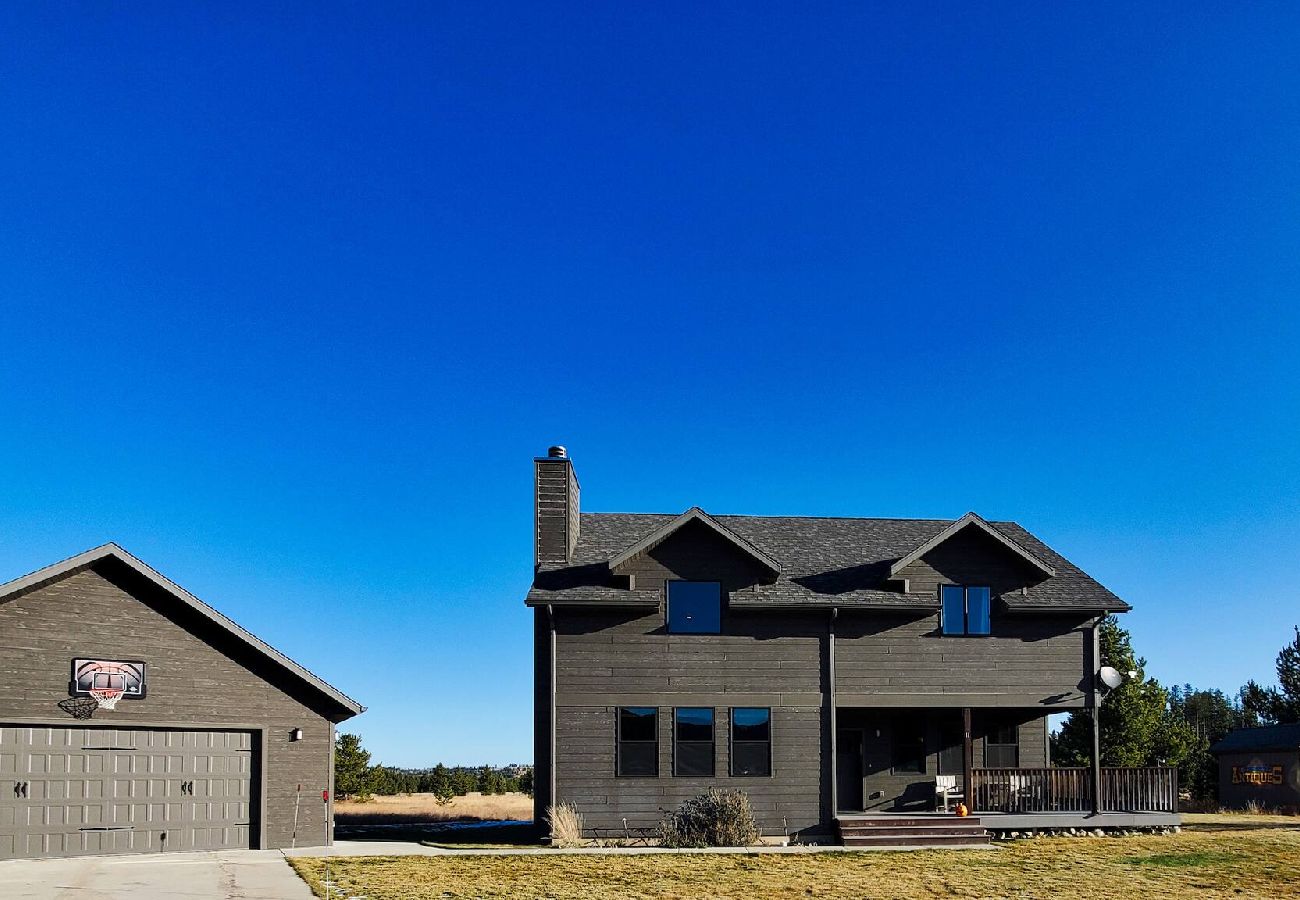 House in Anaconda - Discovery View at Georgetown Lake - EV charging! 