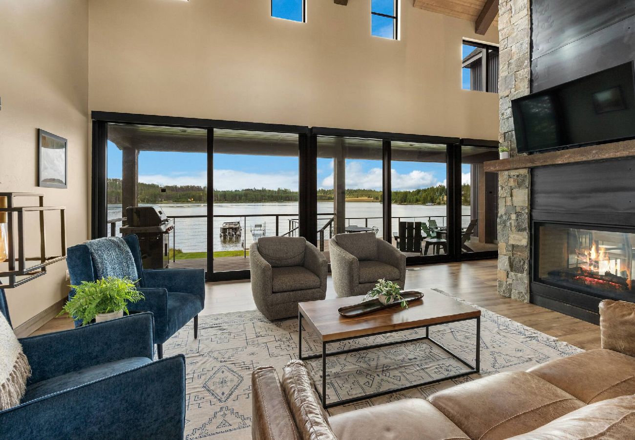 House in Anaconda - Georgetown Lakefront Luxury 