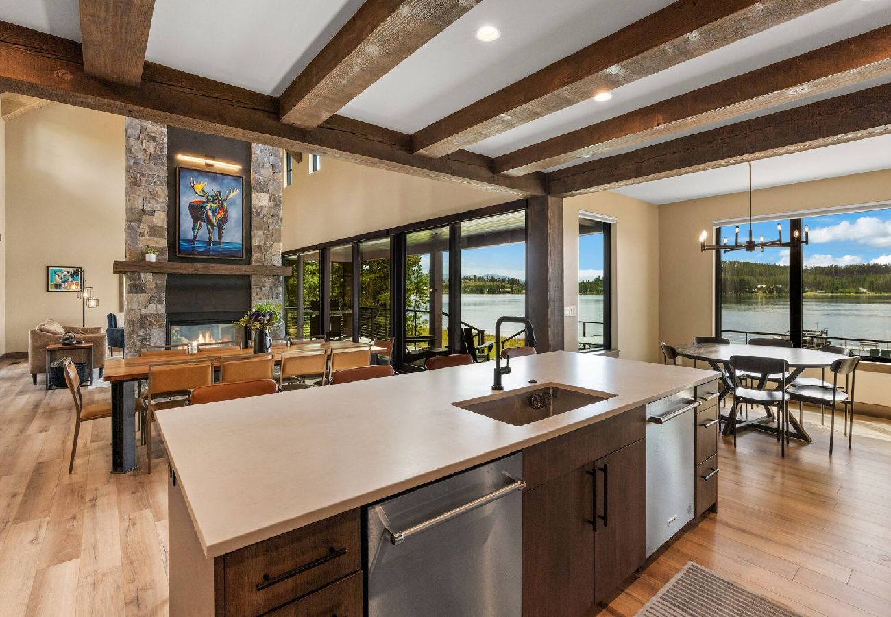 House in Anaconda - Georgetown Lakefront Luxury 