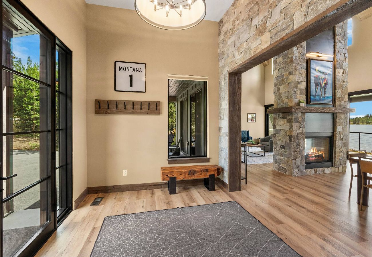 House in Anaconda - Georgetown Lakefront Luxury 