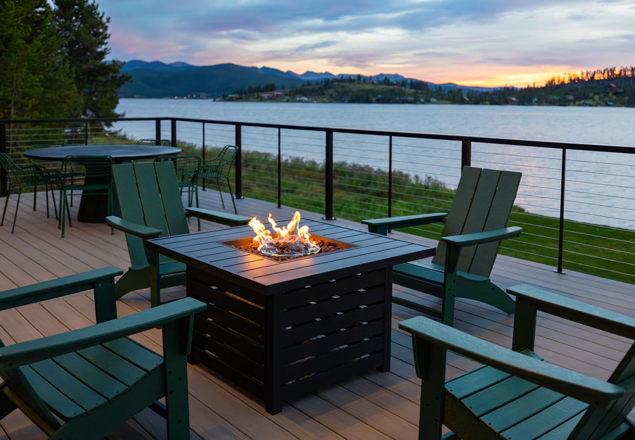 House in Anaconda - Georgetown Lakefront Luxury 