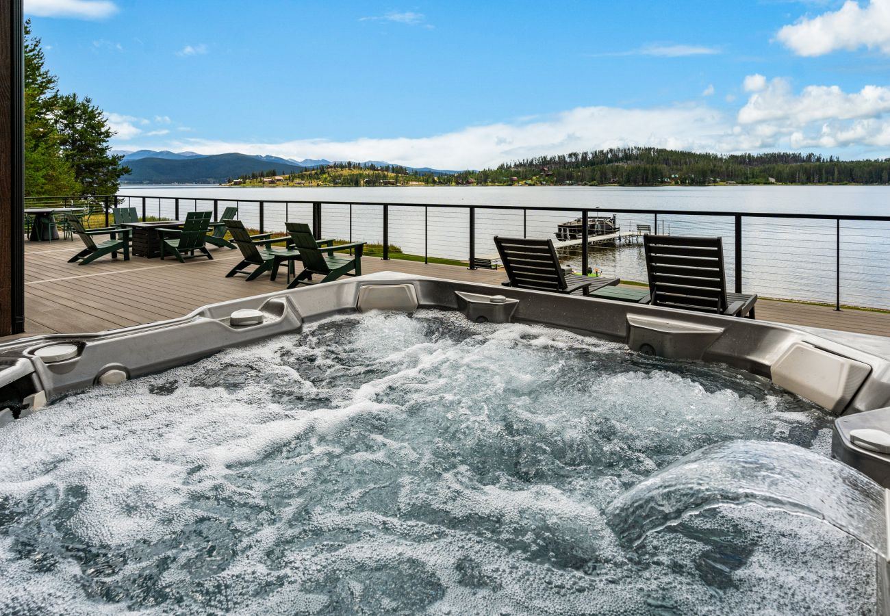 House in Anaconda - Georgetown Lakefront Luxury 