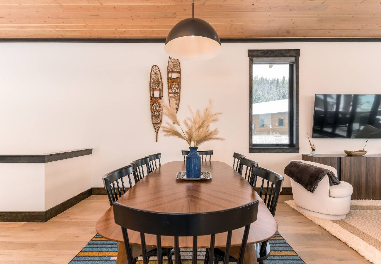 House in Anaconda - New, spacious home at Georgetown 