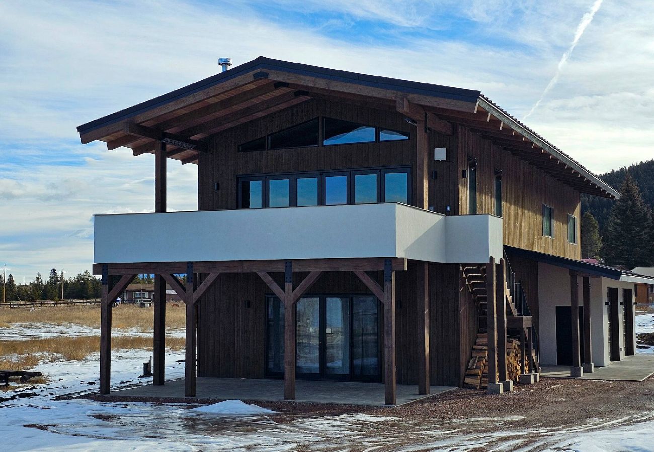 House in Anaconda - New, spacious home at Georgetown 