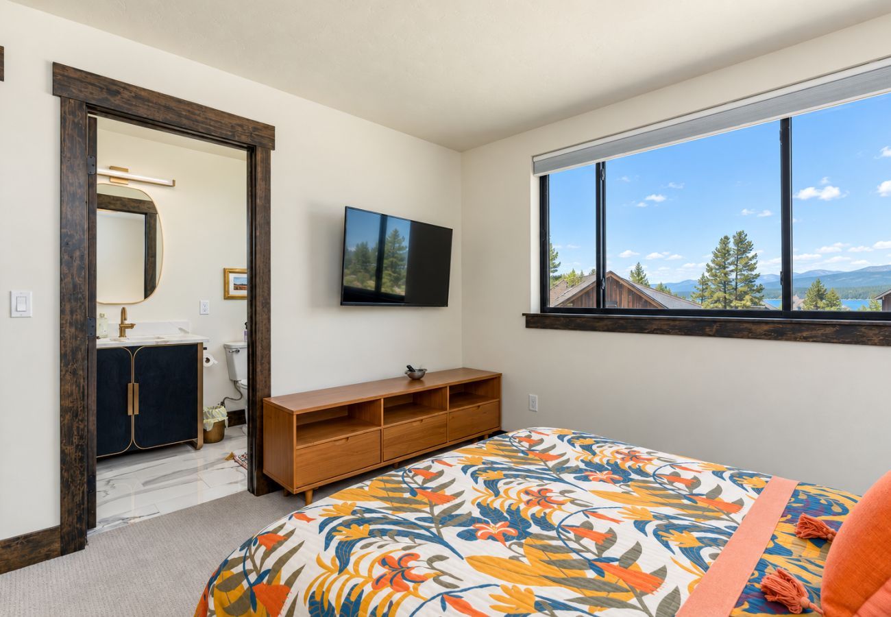 House in Anaconda - Marina Vista Retreat | Lake, Ski & Explore