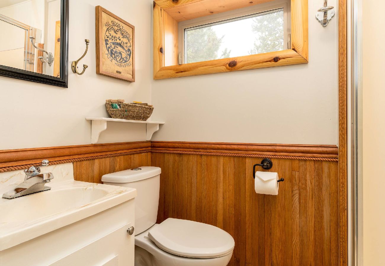 Cabin in Anaconda - The Grizzly Den 