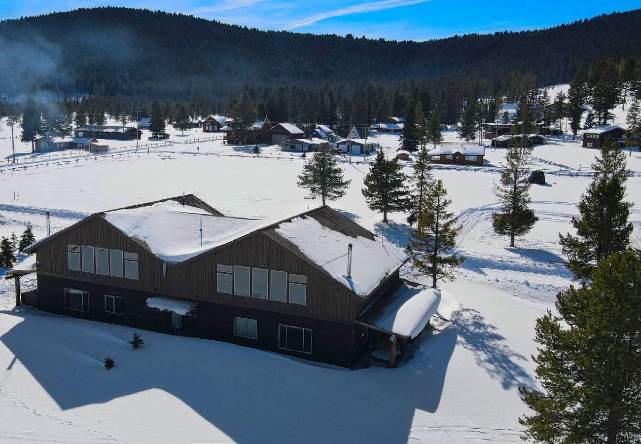 Townhouse in Anaconda - New townhouse at GTL! Easy winter access! 