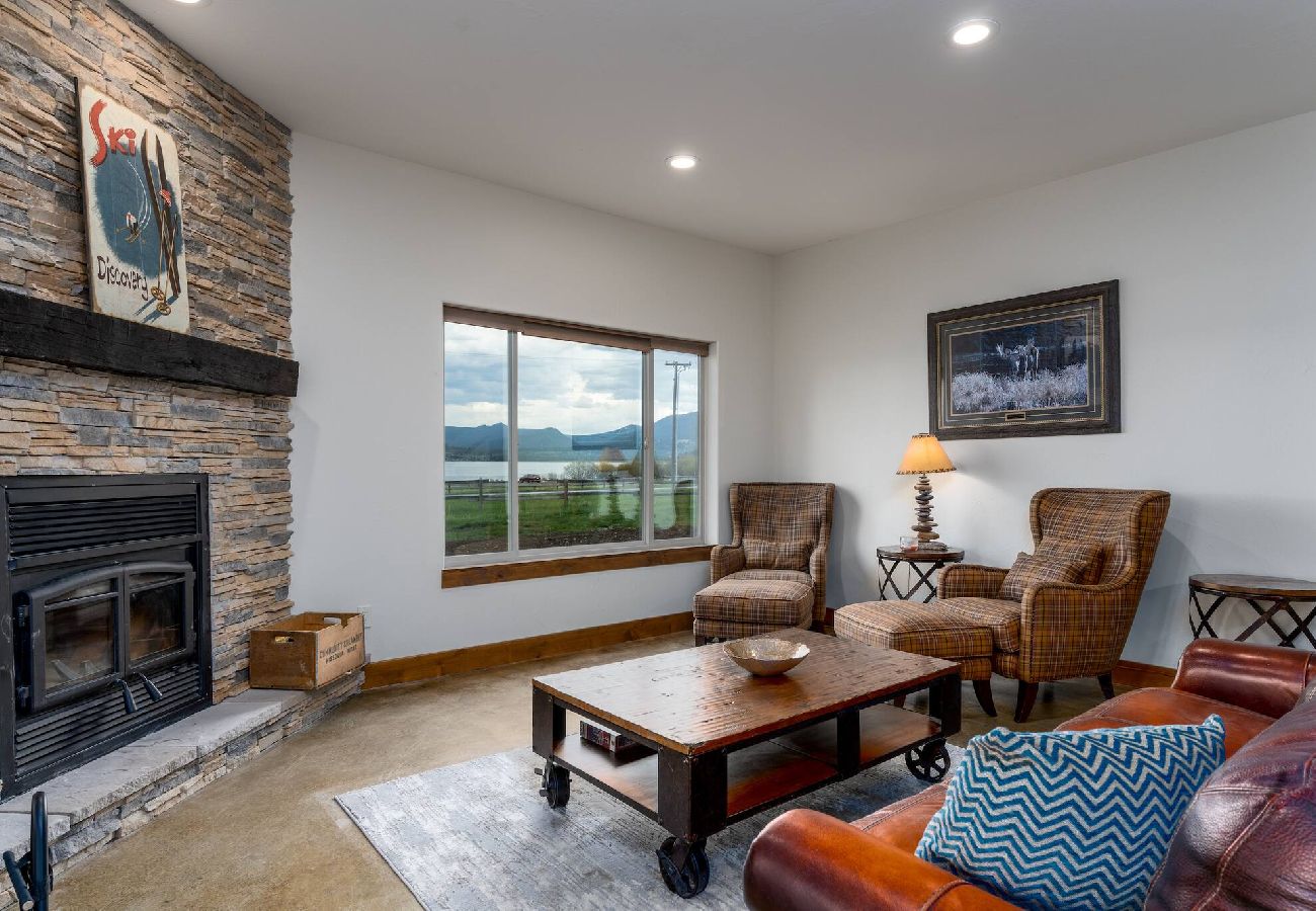 Townhouse in Anaconda - New townhouse at GTL! Easy winter access! 