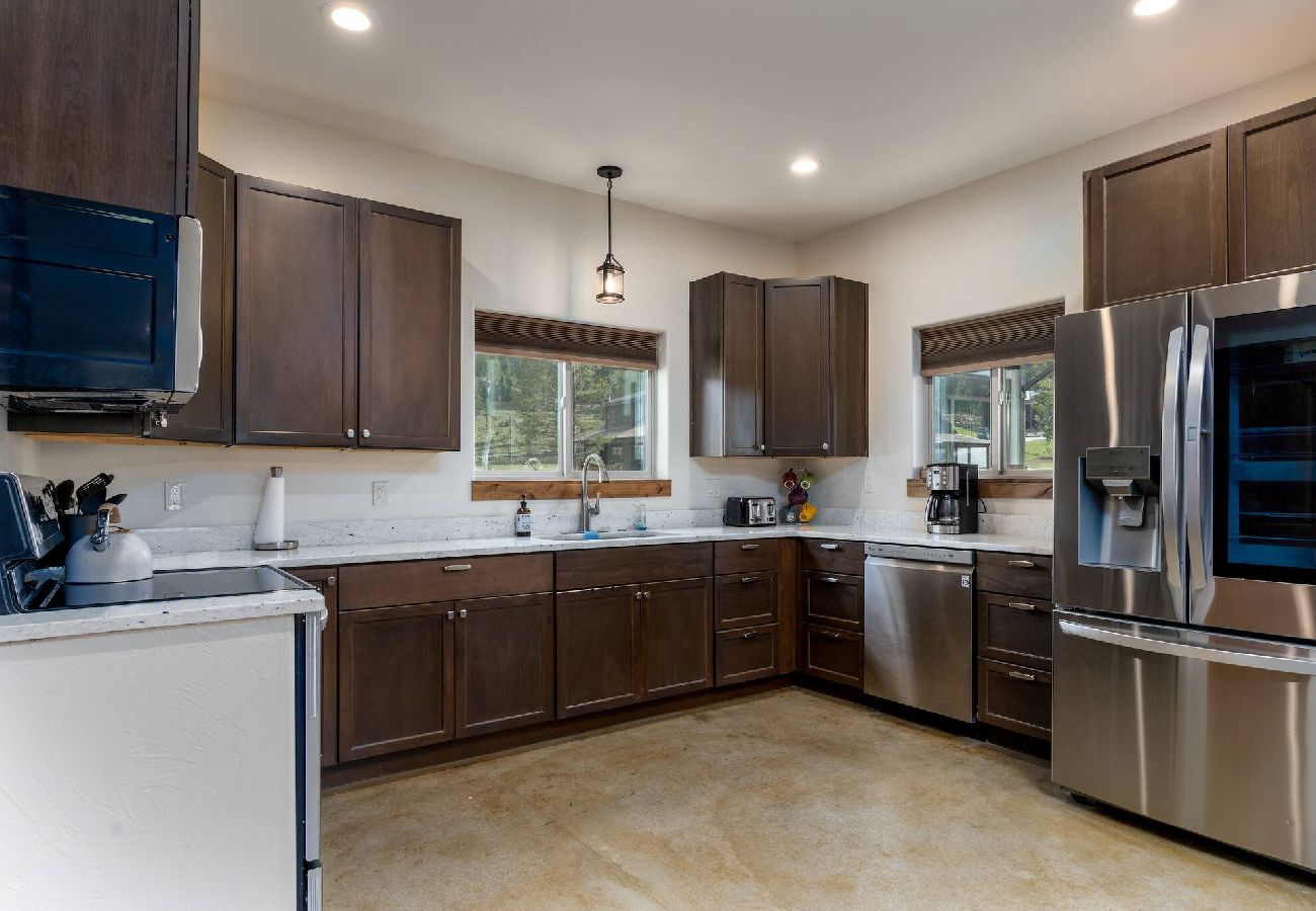 Townhouse in Anaconda - New townhouse at GTL! Easy winter access! 