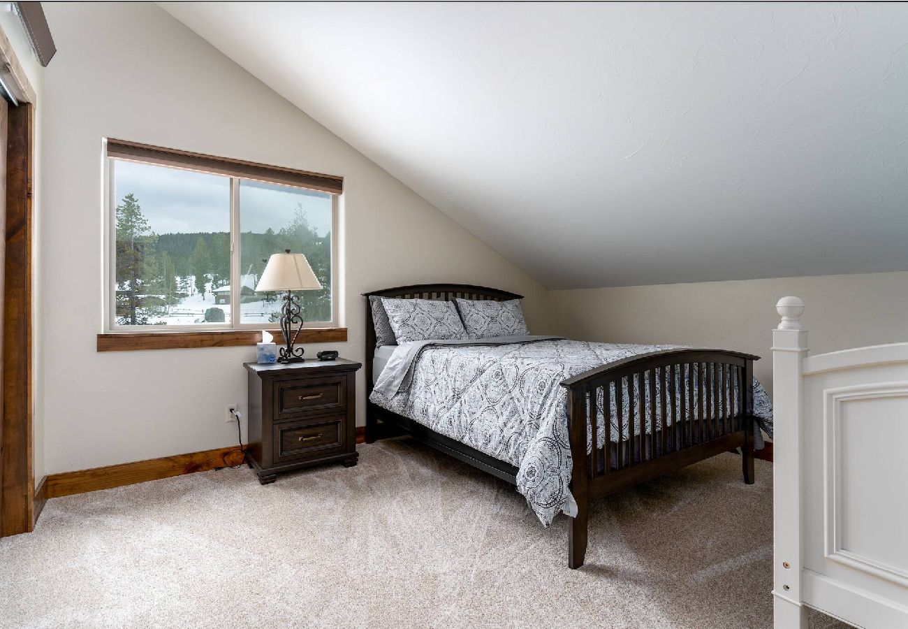Townhouse in Anaconda - New townhouse at GTL! Easy winter access! 