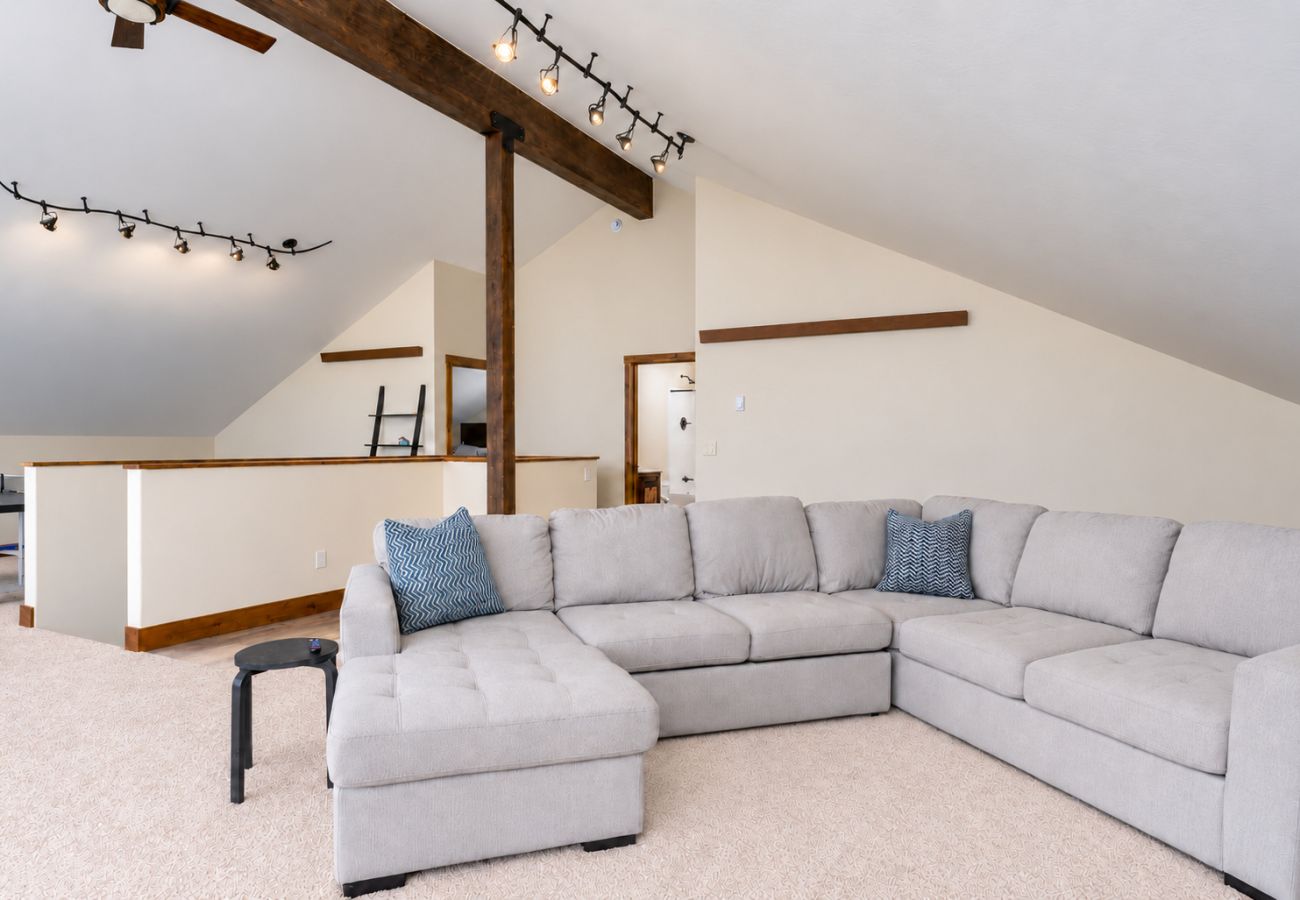 Townhouse in Anaconda - Lakeview townhouse just steps to Denton’s Point!