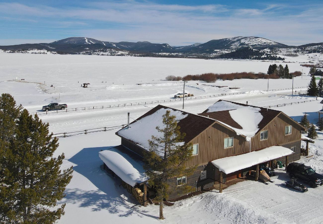 Townhouse in Anaconda - 4 Season Recreational Retreat! 