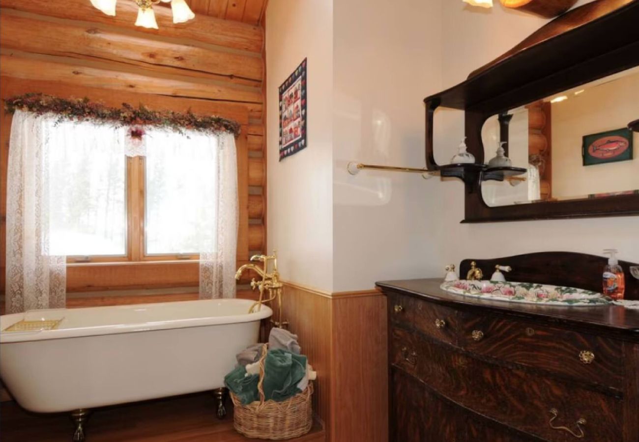 Cabin in Anaconda - Georgetown Mountain Lake Lodge 
