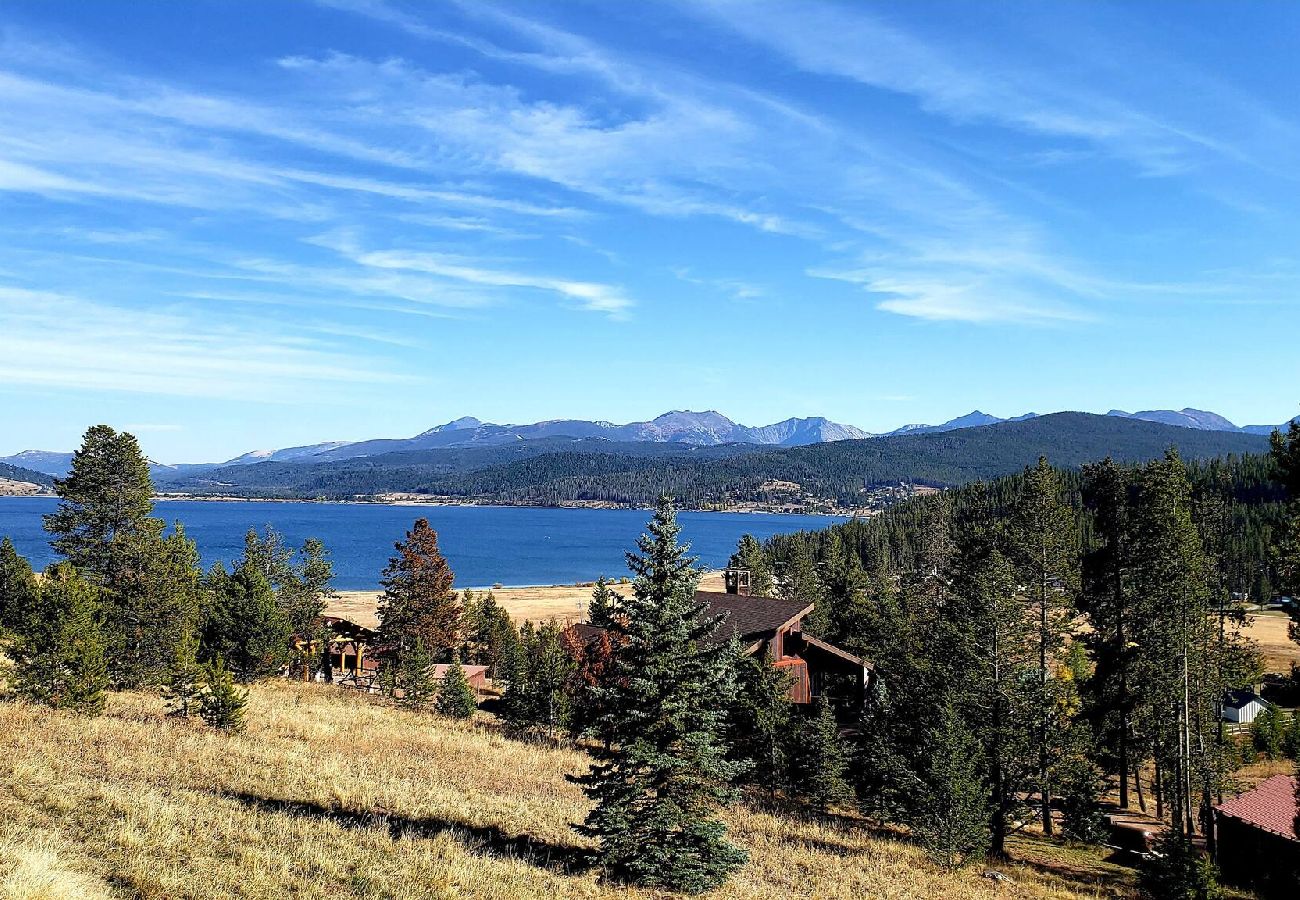 House in Anaconda - Georgetown Lake home with hot tub, sauna, & views! 
