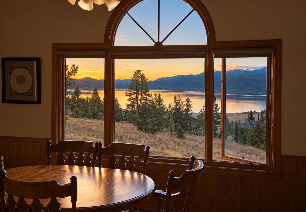 House in Anaconda - Georgetown Lake home with hot tub, sauna, & views!