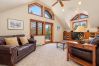 Cabin in Anaconda - Quiet Pintler Getaway - Minutes from Georgetown!