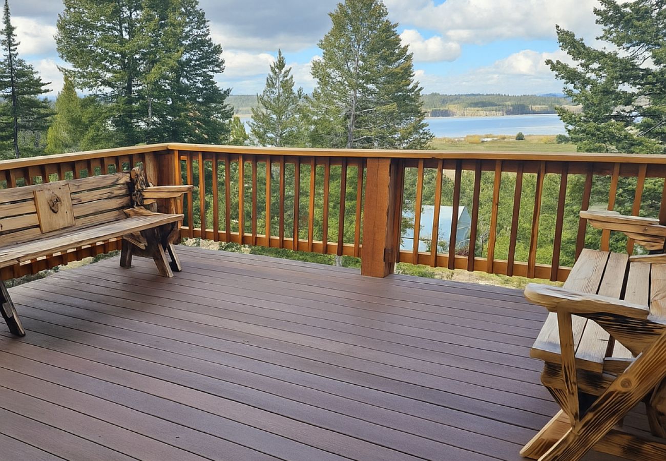 House in Anaconda - Lakeview Getaway at Georgetown Lake 