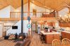 House in Anaconda - Lakeview Getaway at Georgetown Lake