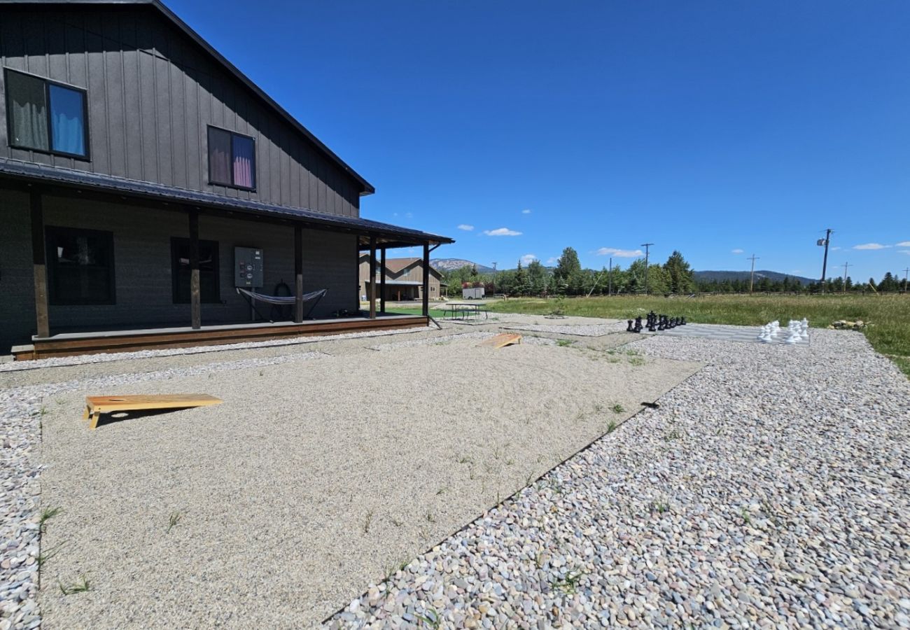 House in Anaconda - Serene Escape - Family Fun at Georgetown Lake! 