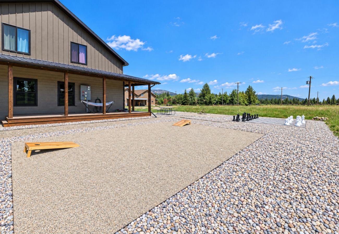 House in Anaconda - Serene Escape - Family Fun at Georgetown Lake!