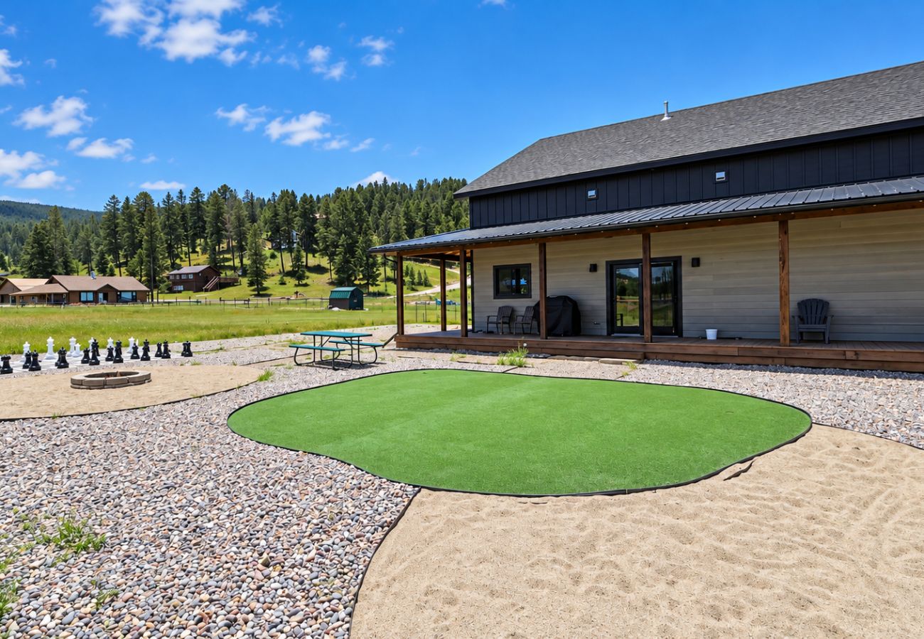 House in Anaconda - Serene Escape - Family Fun at Georgetown Lake!