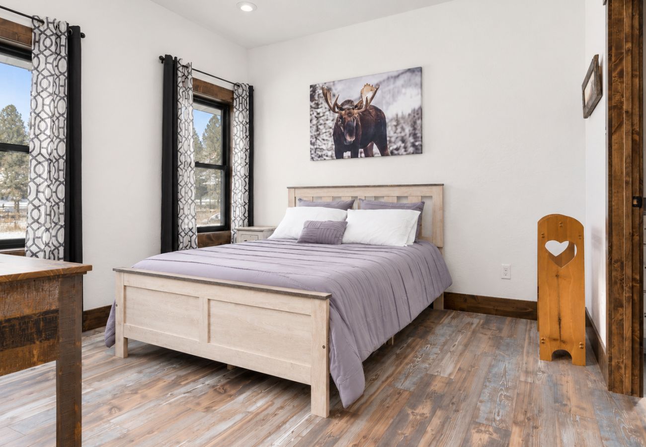 House in Anaconda - Serene Escape - Family Fun at Georgetown Lake!
