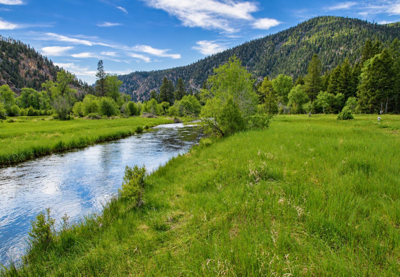 Cabin in Philipsburg - Cozy Rock Creek Cabin - Fly Fisher´s Retreat