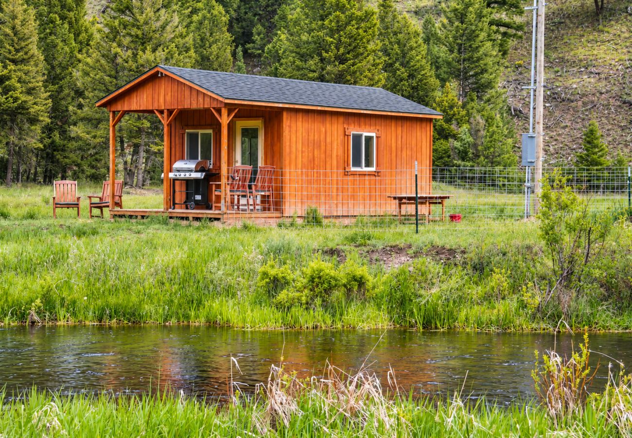 Cabin in Philipsburg - Cozy Rock Creek Cabin - Fly Fisher´s Retreat