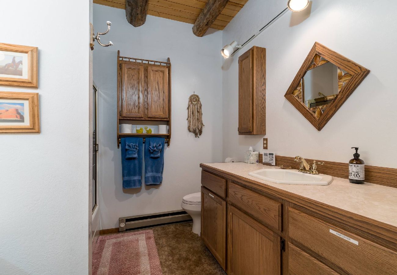 Cabin in Philipsburg - Rock Creek Cabin Hideaway with Stunning Views! 