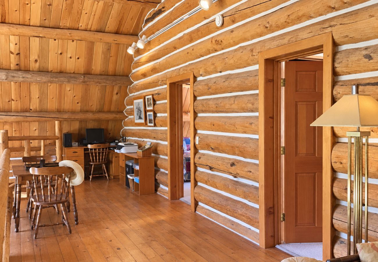 Cabin in Philipsburg - Rock Creek Cabin Hideaway with Stunning Views!
