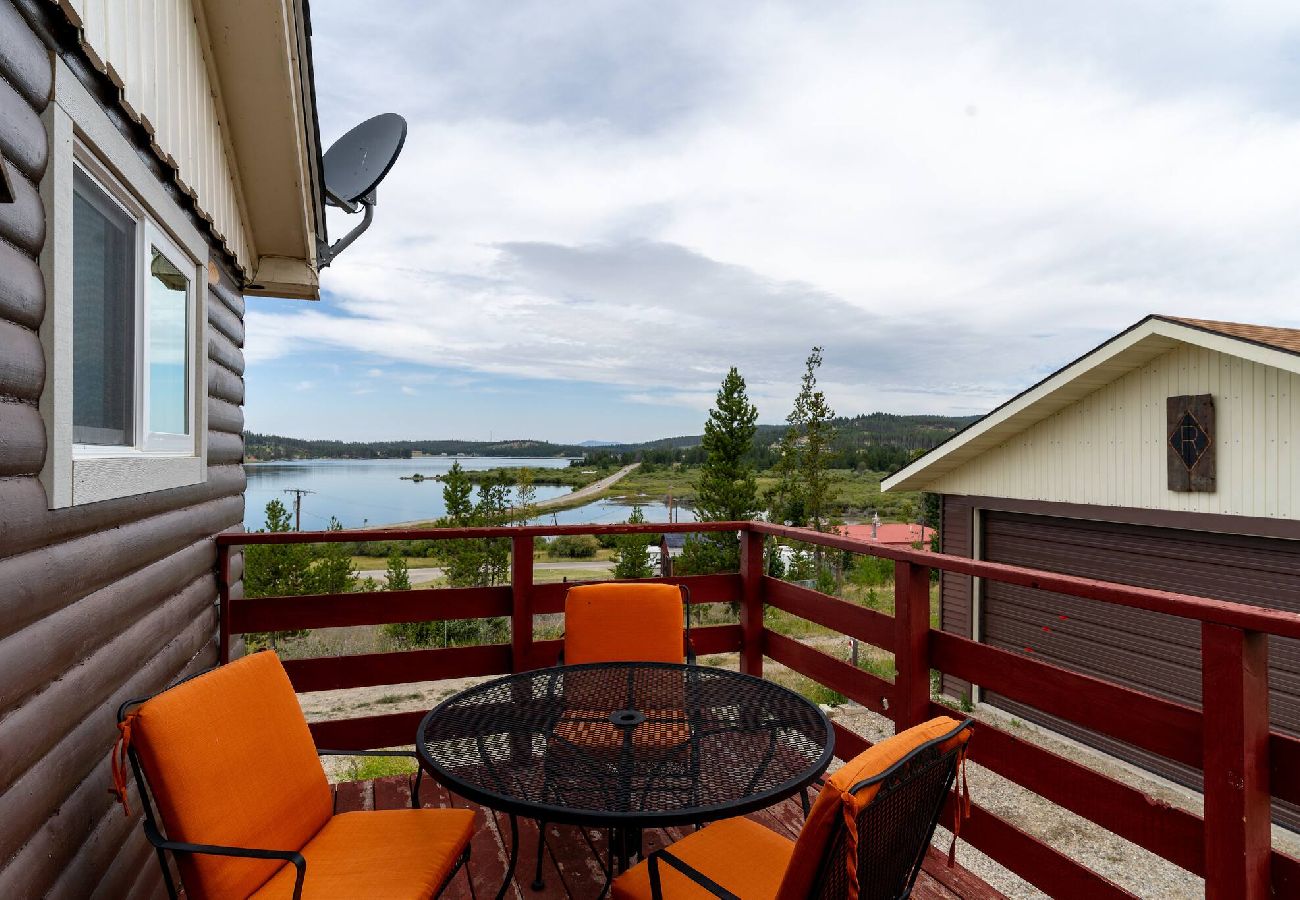 Cabin in Anaconda - Diamond R Bivy - Discovery & Lake Views! 