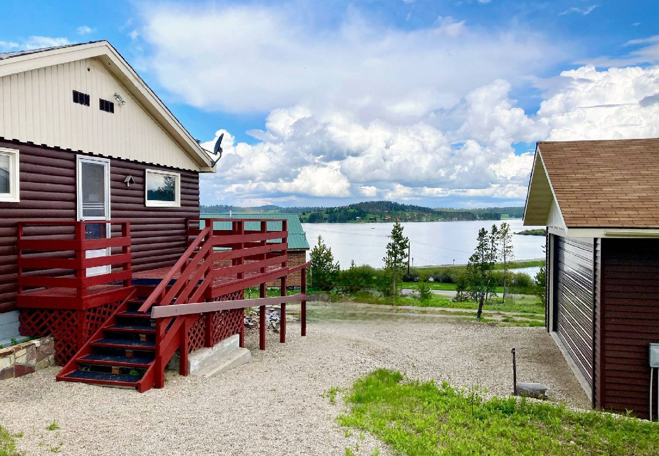 Cabin in Anaconda - Diamond R Bivy - Discovery & Lake Views! 