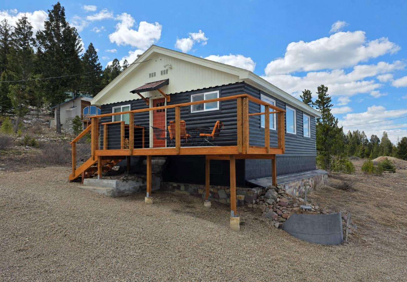 Cabin in Anaconda - Diamond R Bivy - Discovery & Lake Views! 