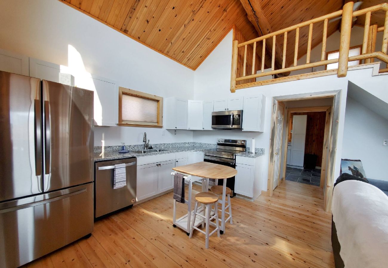 Cabin in Philipsburg - Close to Rock Creek! - Updated cabin on 40 acres! 