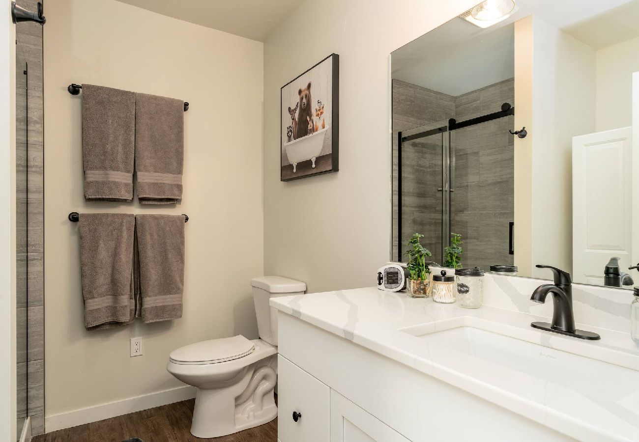 Condominium in Anaconda - 2BD/2BA Parks Place Condo 