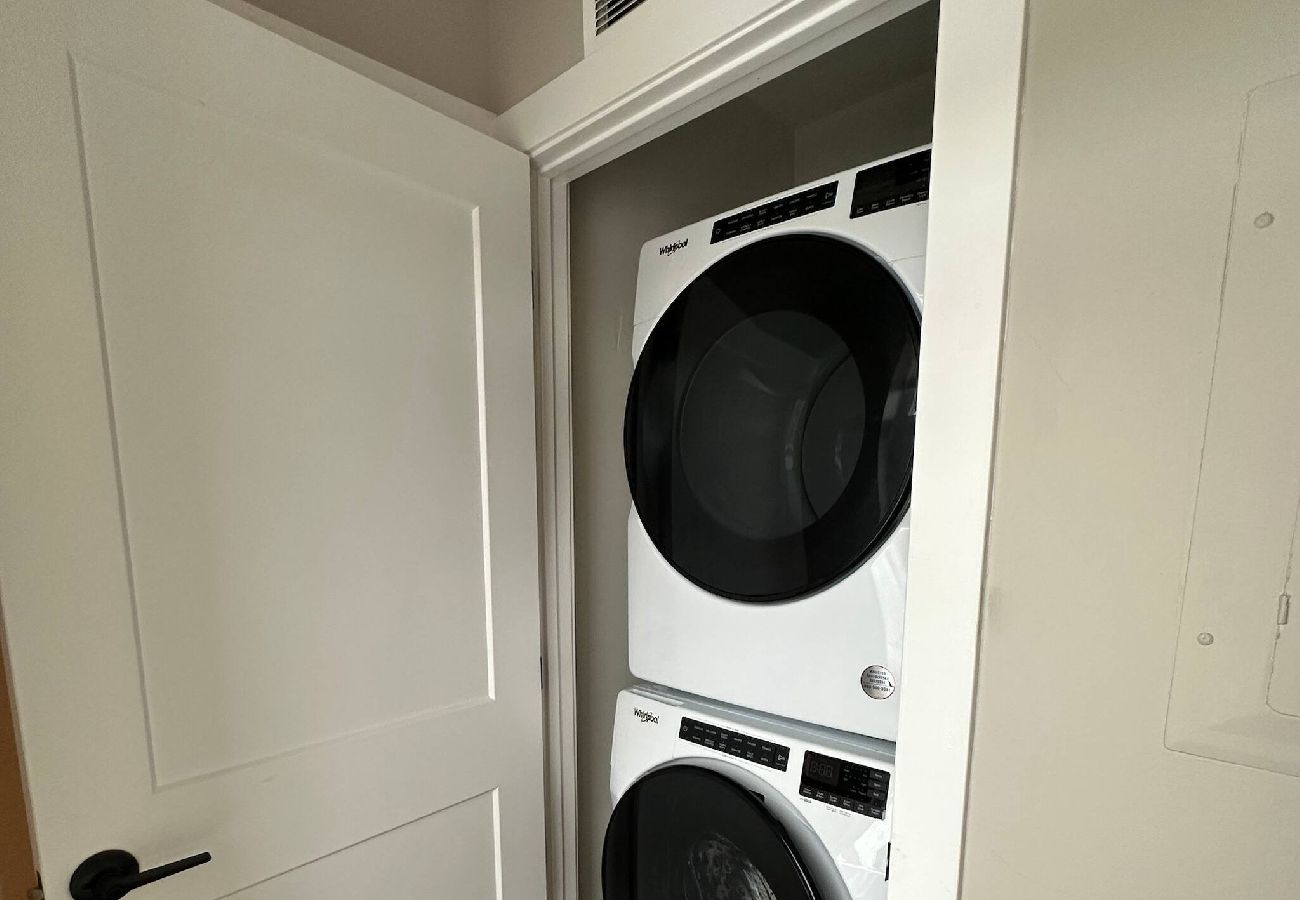 Condominium in Anaconda - 2BD/2BA Parks Place Condo 