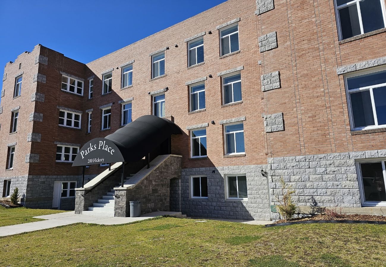 Condominium in Anaconda - 2BD/2BA Parks Place Condo 