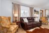 House in Anaconda - Spacious & Modern Anaconda Home