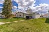 House in Anaconda - Charming Home in the Heart of Anaconda