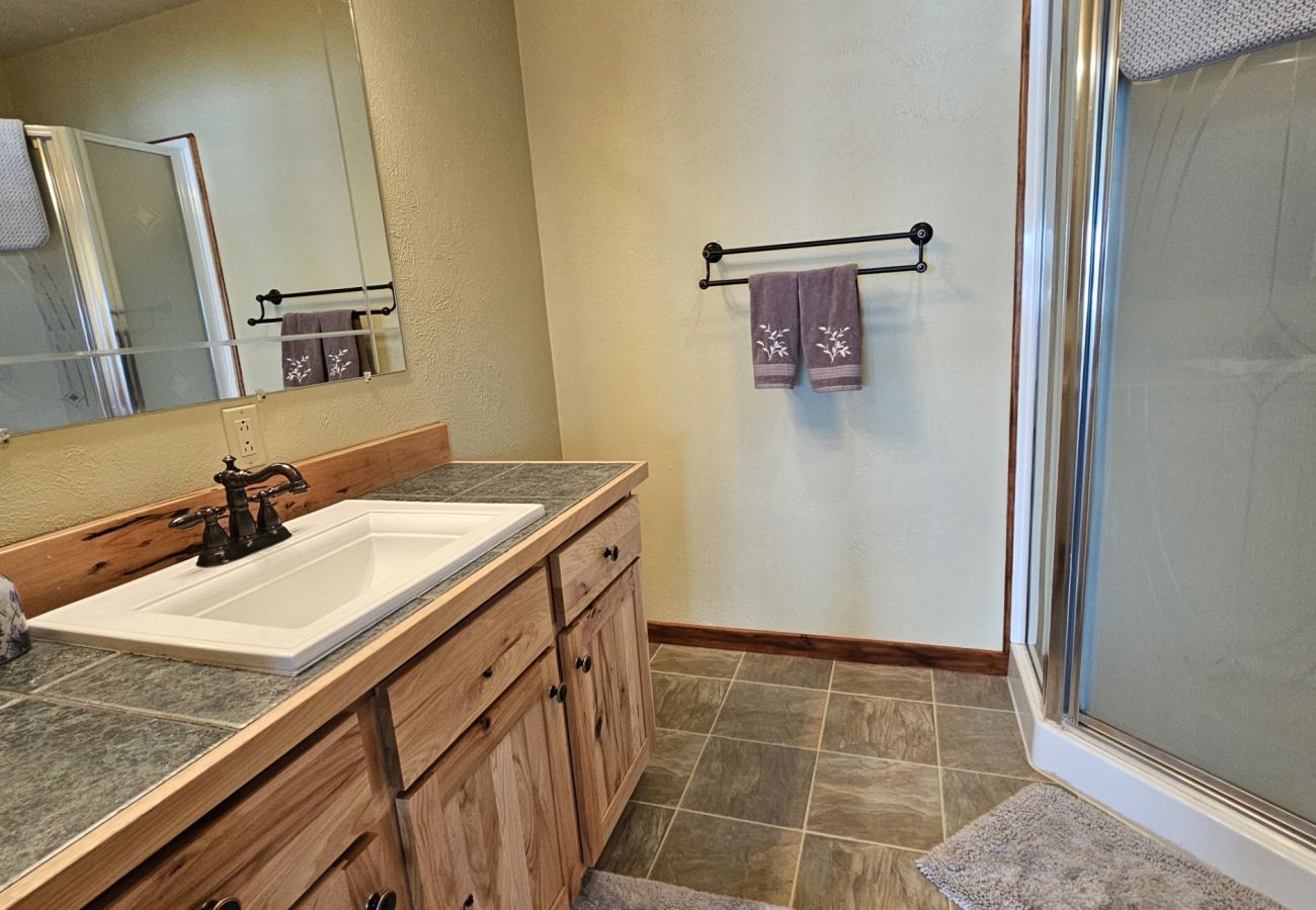House in Anaconda - 556 Black Bear Ln