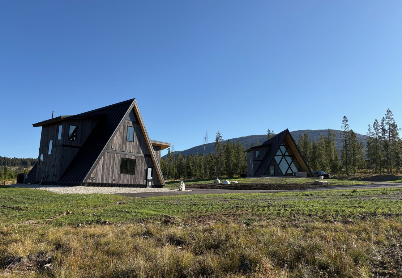 House in Anaconda - GTL A-Frame Main Cabin | Near Discovery Ski