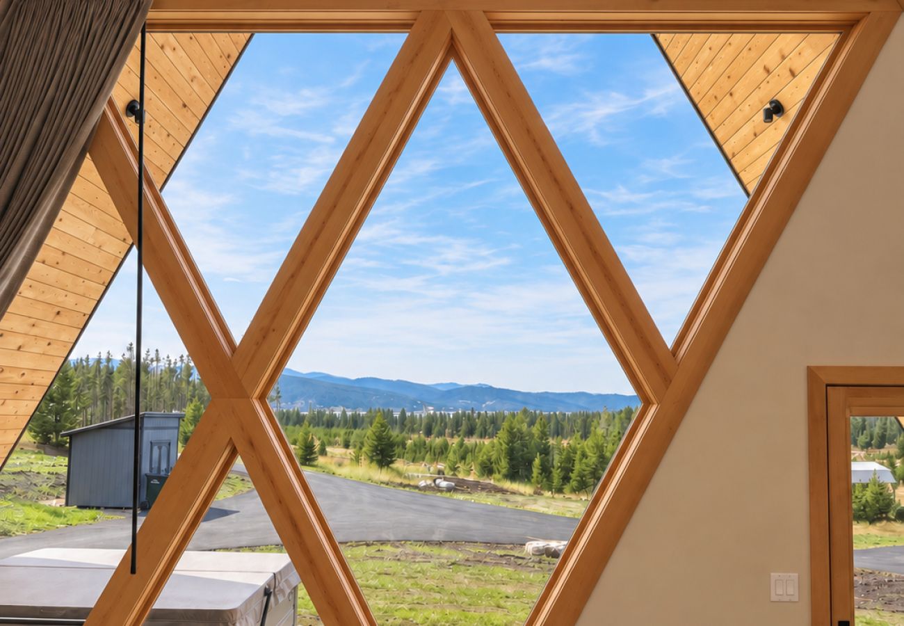 House in Anaconda - GTL A-Frame Main Cabin | Near Discovery Ski