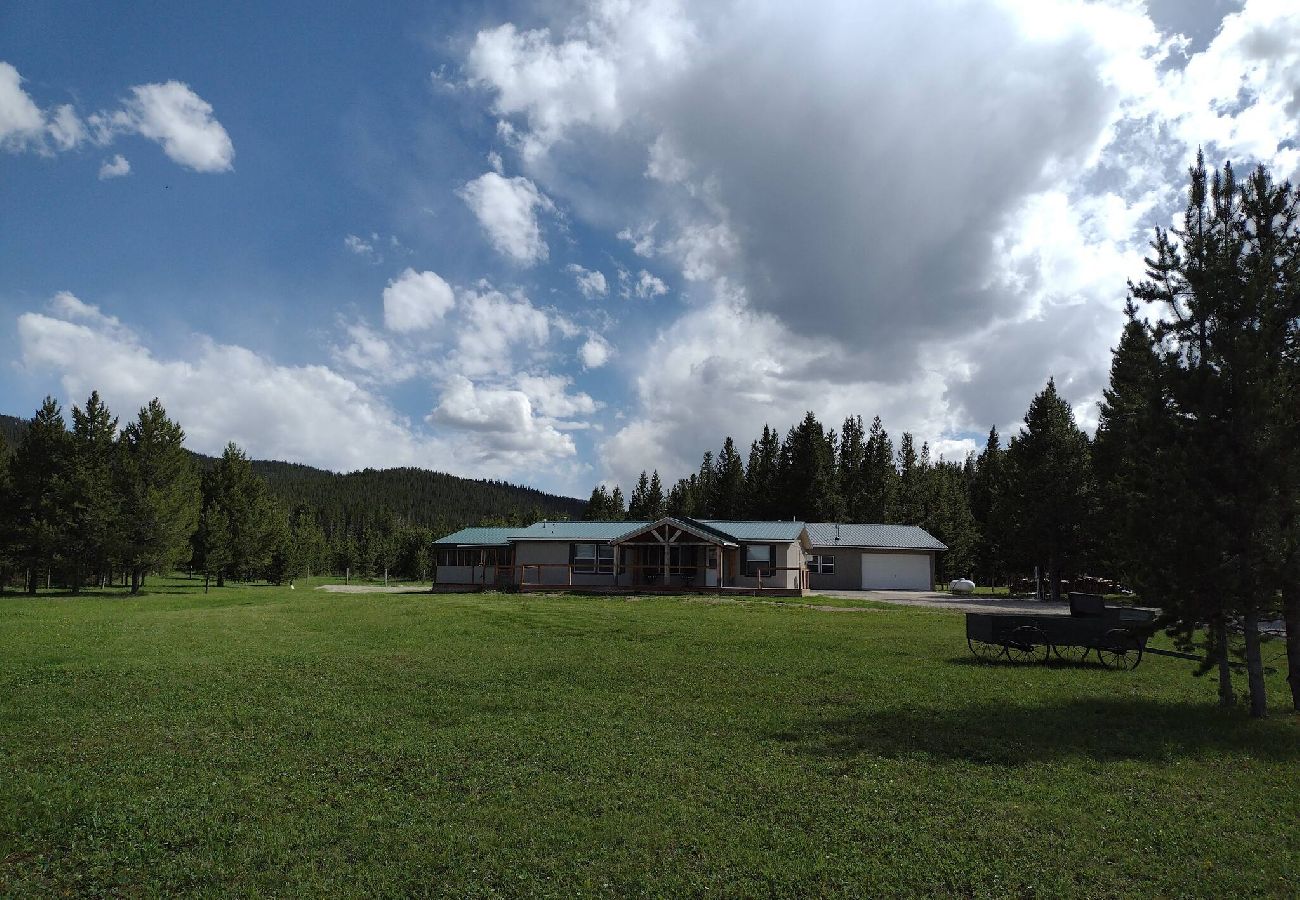 House in Anaconda - Moose Chalet
