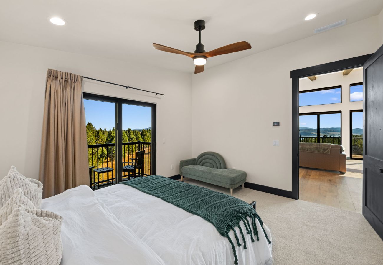 House in Anaconda - Lake & Pine Retreat at Georgetown Lake