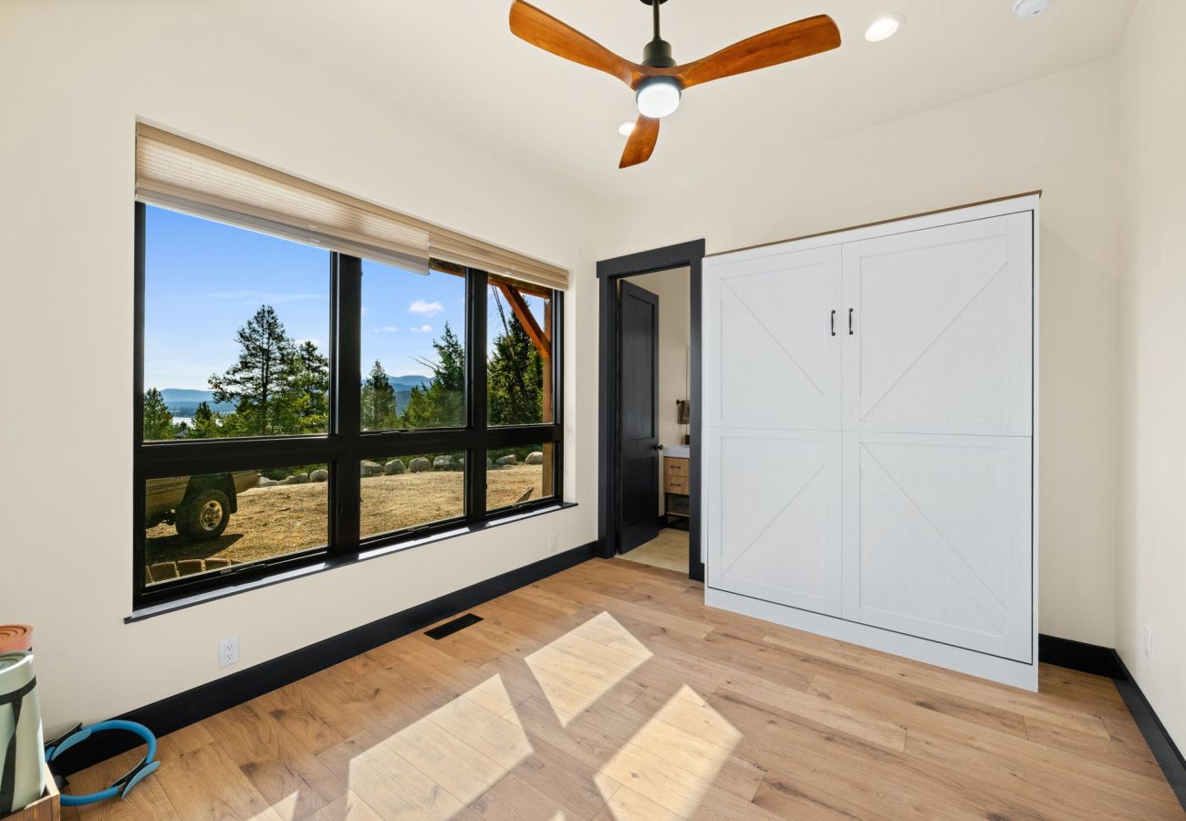 House in Anaconda - Lake & Pine Retreat at Georgetown Lake