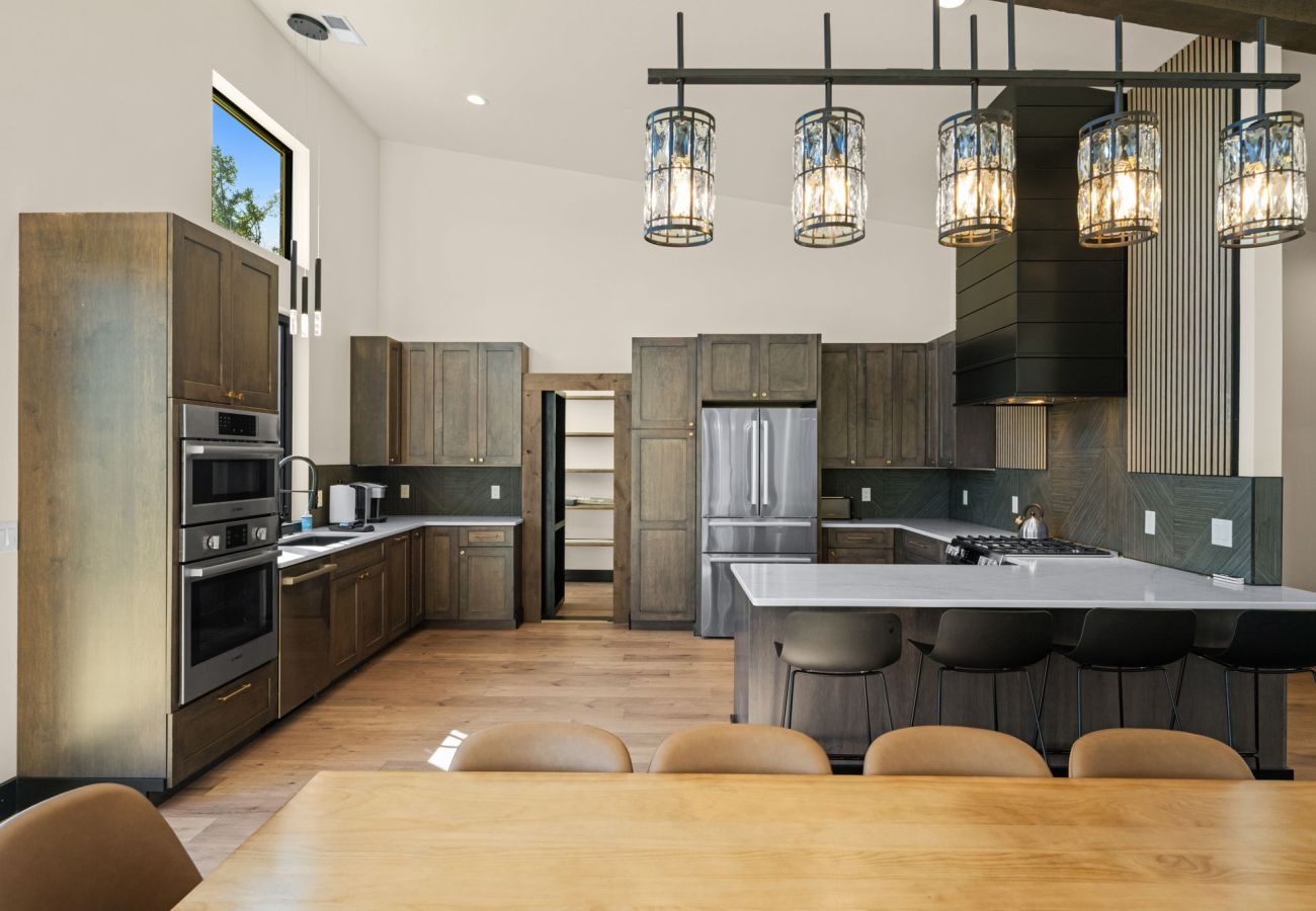 House in Anaconda - Lake & Pine Retreat at Georgetown Lake