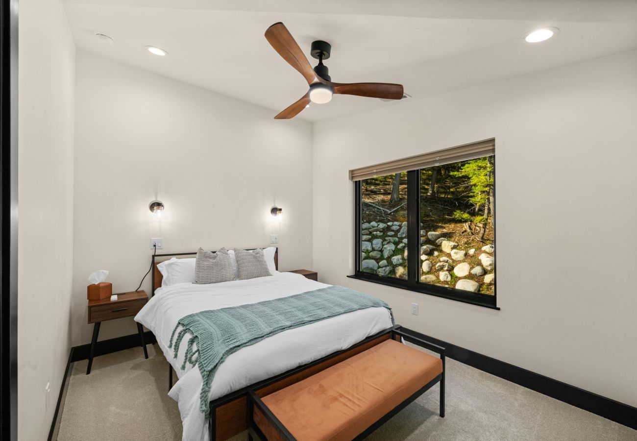 House in Anaconda - Lake & Pine Retreat at Georgetown Lake