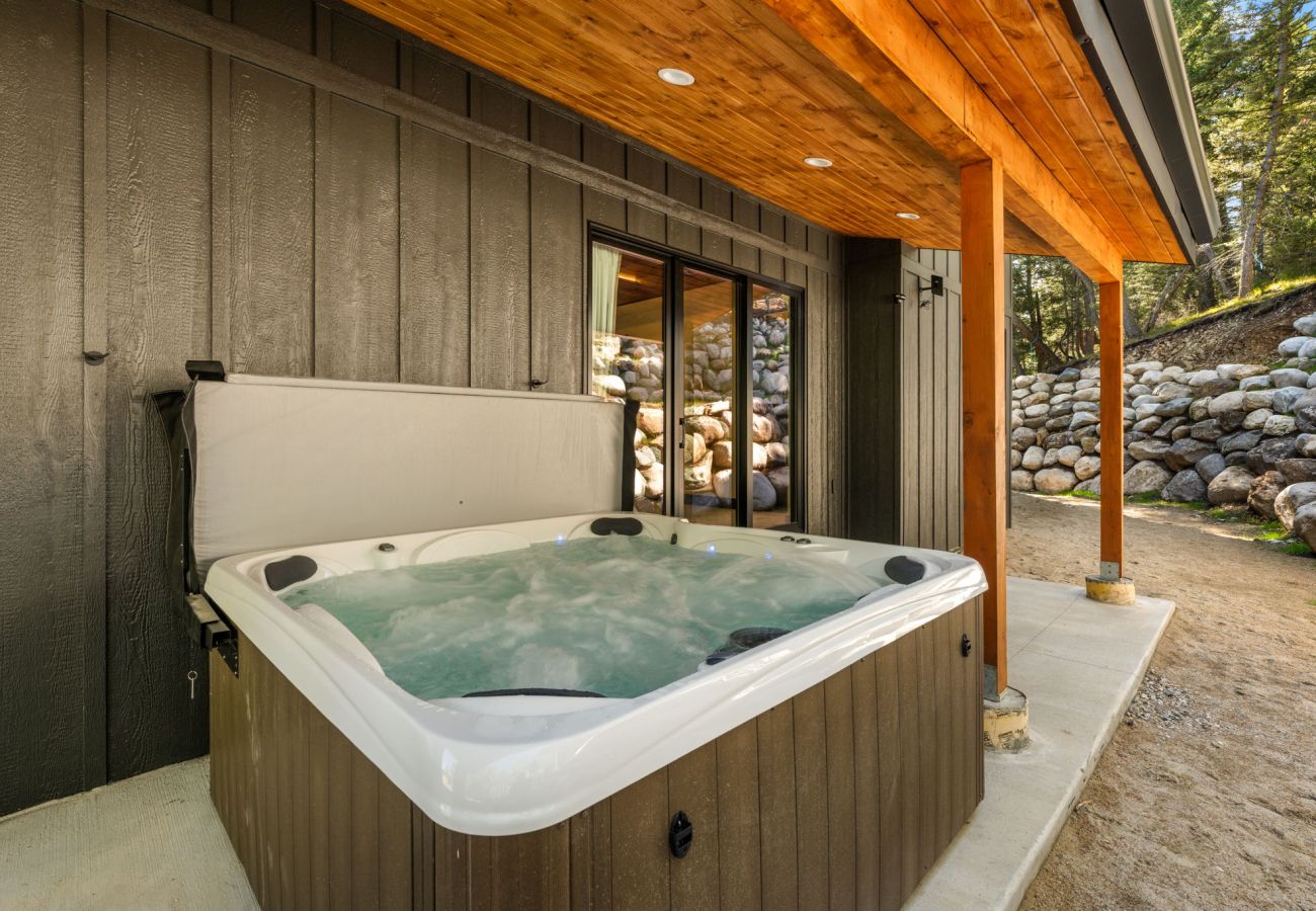 House in Anaconda - Lake & Pine Retreat at Georgetown Lake