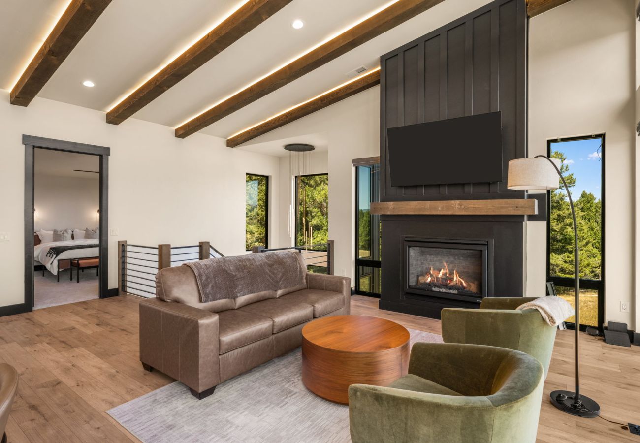 House in Anaconda - Lake & Pine Retreat at Georgetown Lake