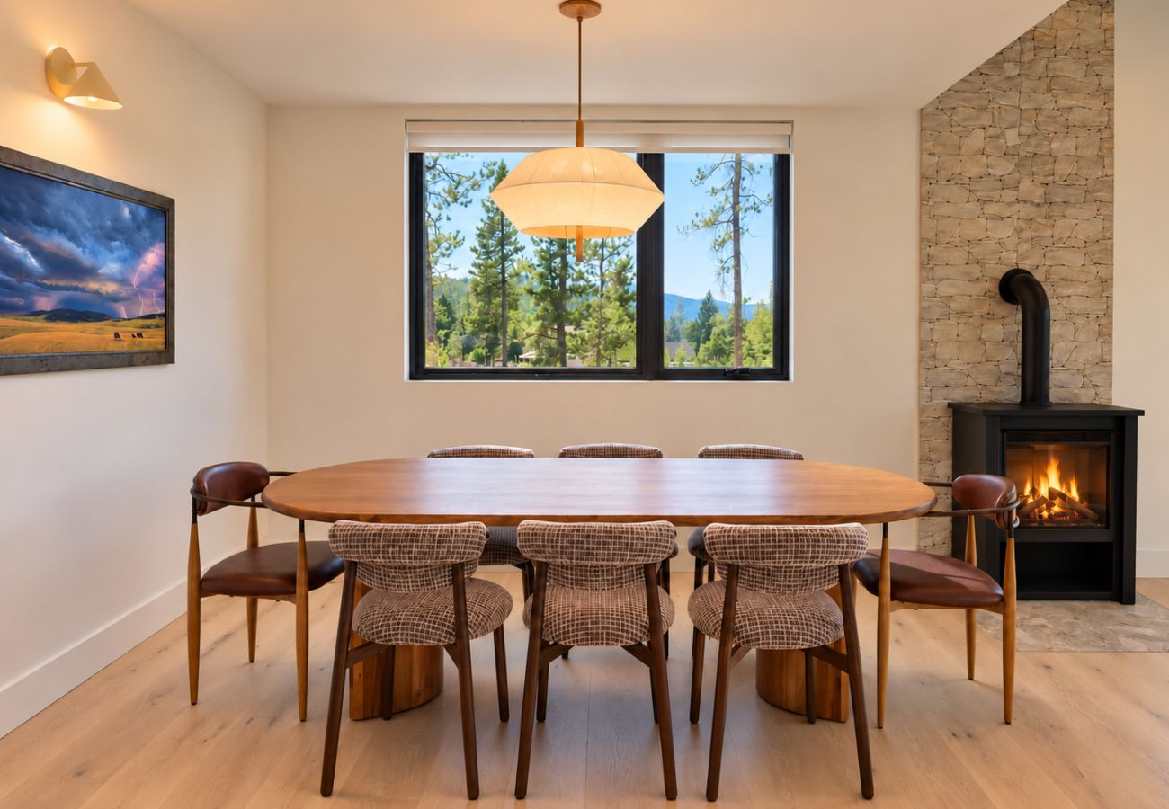 House in Anaconda - Powder & Pines Ski Retreat | 4 Miles to Disco!